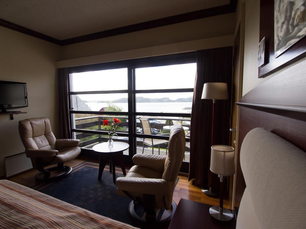 Fitjar Fjordhotell Room photo